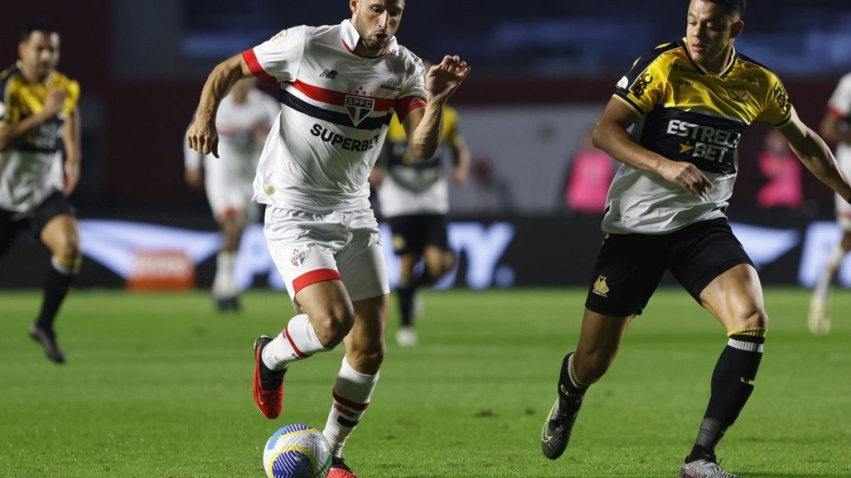 Com duelos por torneios internacionais, São Paulo leva vantagem no retrospecto diante do Criciúma