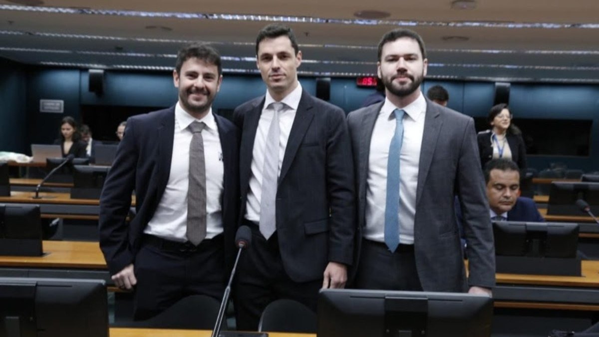Livro sobre direito regulatório será lançado em Brasília no final de novembro Livro sobre direito regulatório será lançado em Brasília no final de novembro