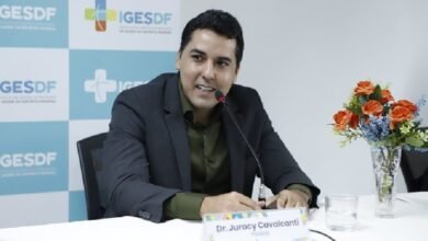 Suspeita de conflito de interesses leva MPCDF a pedir afastamento do secretário de Saúde do DF