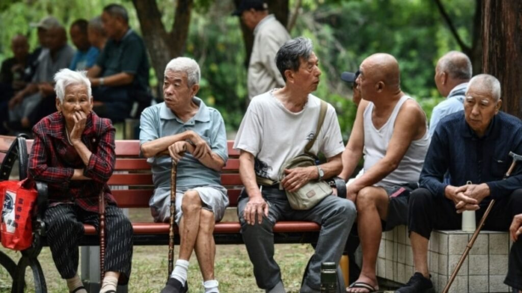 Entre apoio e críticas, chineses se dividem sobre reforma da aposentadoria