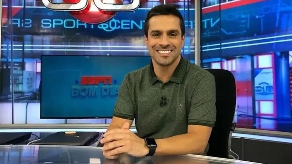 Apresentador renova contrato com a Disney e segue na ESPN