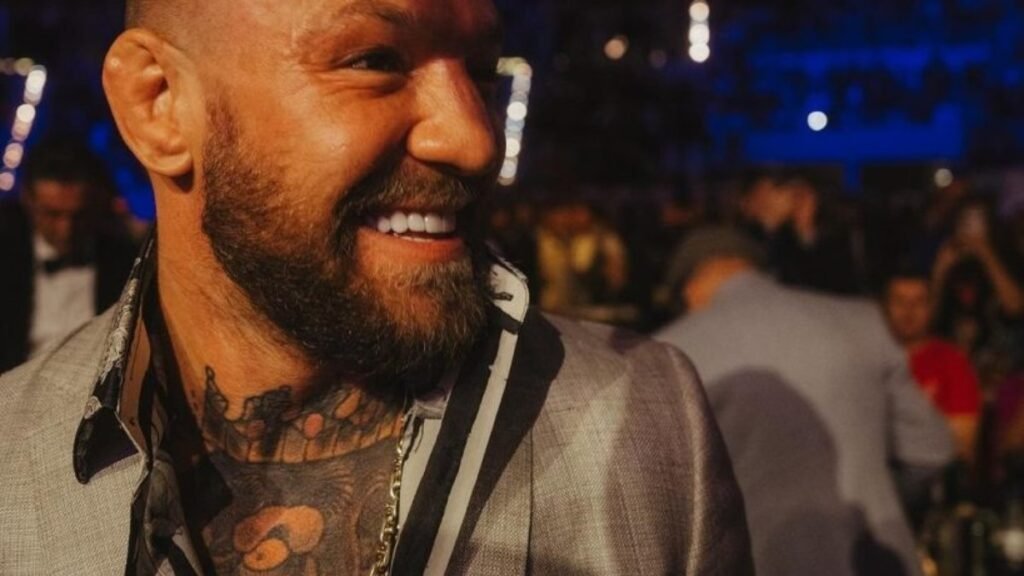 Conor McGregor afirma que voltará a lutar pelo UFC em fevereiro