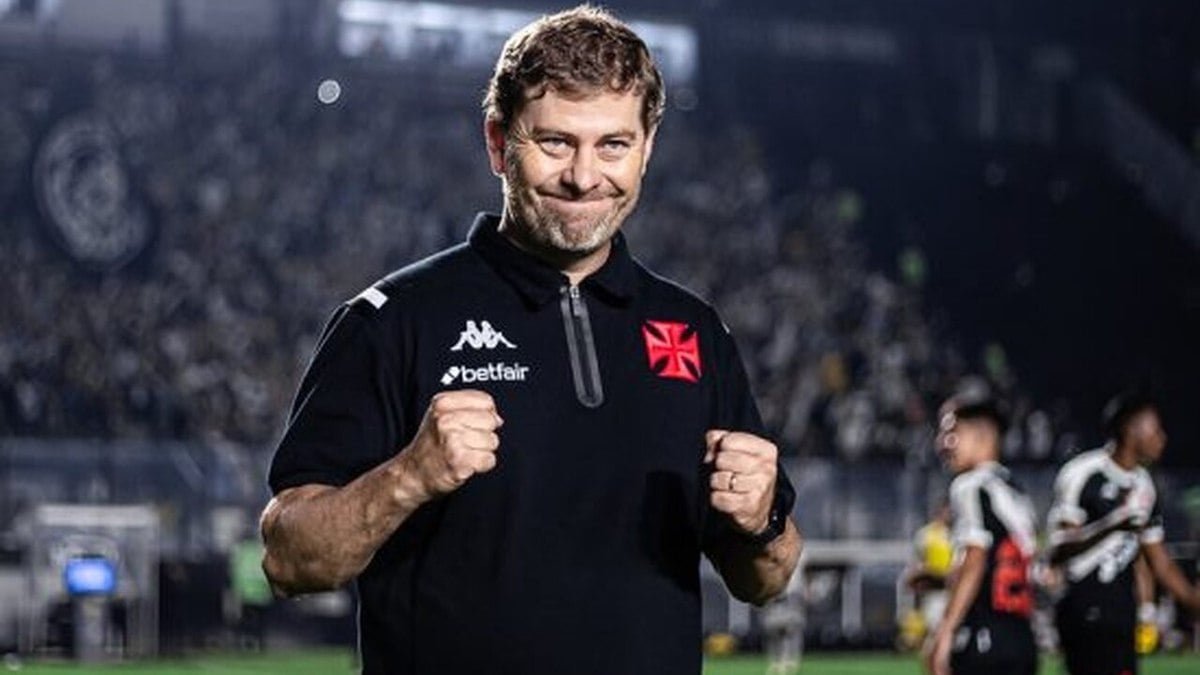 Paiva elogia poder de reação do Vasco em vitória contra o Athletico