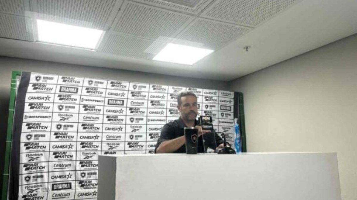 Artur Jorge classifica vitória do Botafogo para encerrar dúvidas