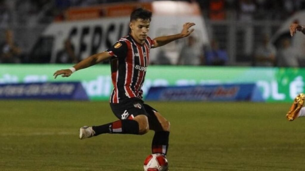 Bobadilla e Patryck voltam a treinar no São Paulo
