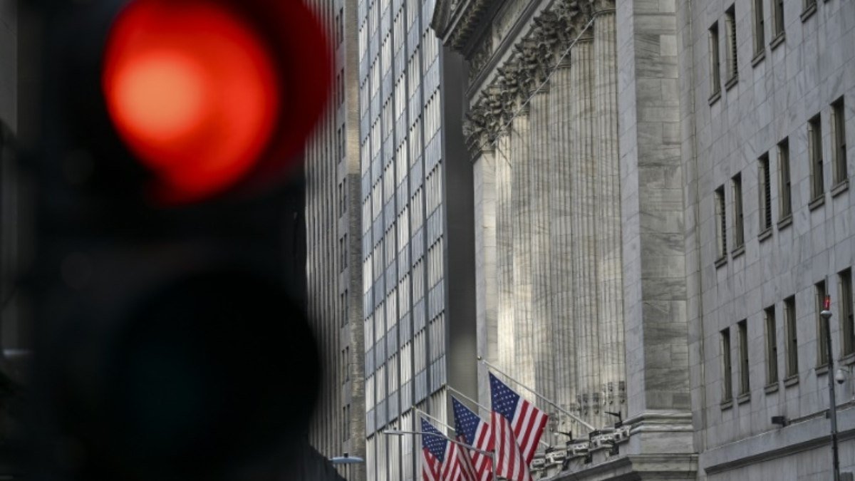 Inflação dos EUA caiu para 2,4% em março