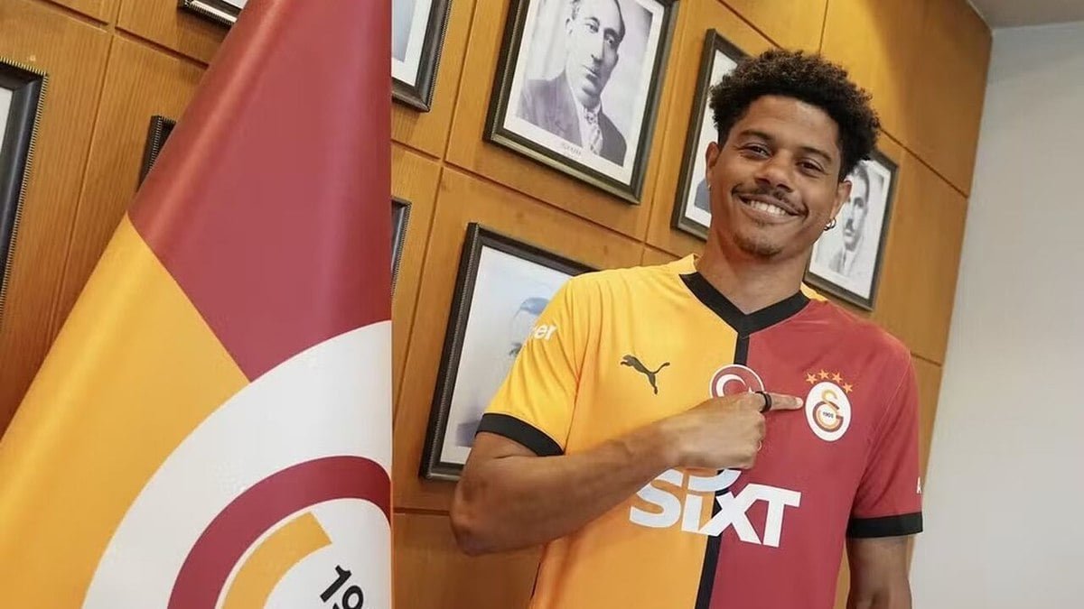 Galatarasay anuncia Gabriel Sara, ex-São Paulo, pelo valor de R$ 113 milhões