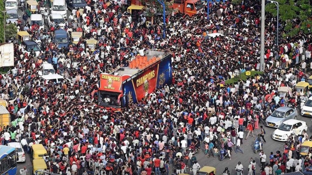 Desfile de comemoração da Premier League Indiana causa 11 mortes
