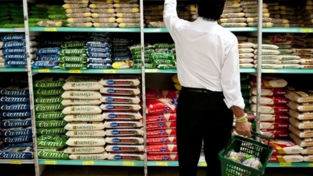 Economia recua 0,1% na passagem de junho para julho, diz a FGV