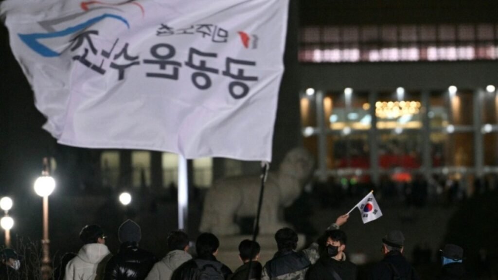 Caos na Coreia do Sul, exemplo de fragilidade e resiliência da democracia
