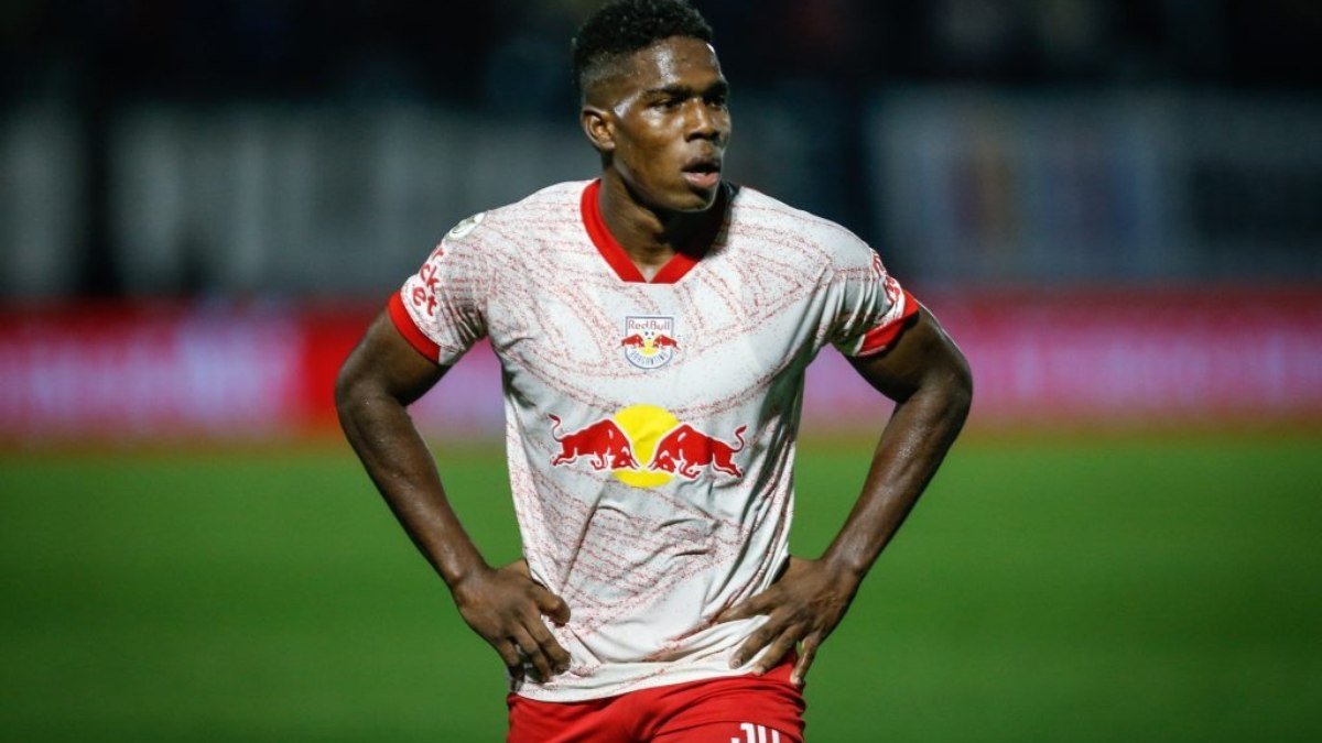 Henry Mosquera se recupera e fica próximo de retorno