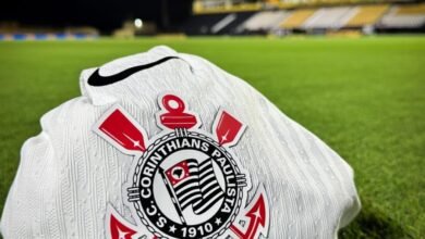 Adeus Nike? Corinthians negocia acordo de R$ 1 bi com a Adidas