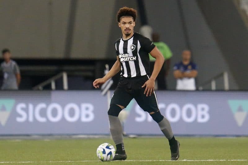 Botafogo acerta retorno de velho conhecido para encorpar setor e preencher lacuna do elenco