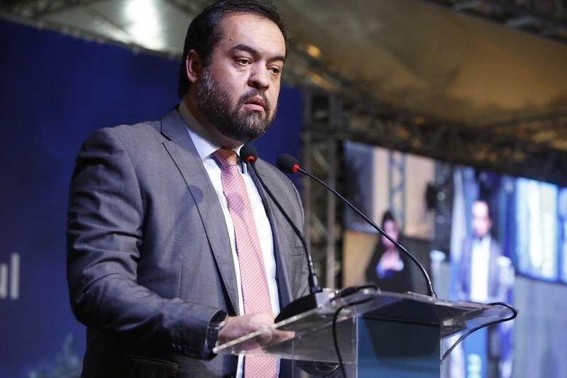 Castro aponta governança digital como “fundamental” para alavancar economia do RJ
