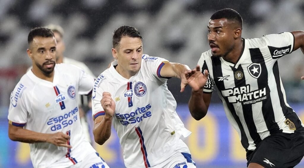 Artur Jorge corrige próprio erro no Botafogo, mas não o suficiente para bater o Bahia