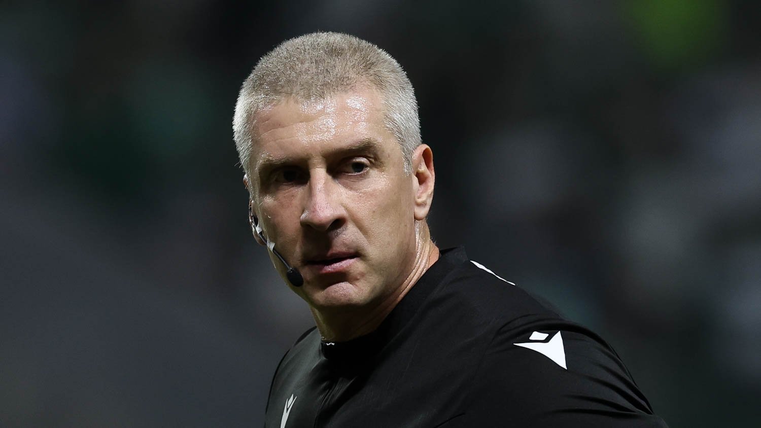 Auxiliar de Abel questiona Daronco por picotar jogo: ‘Não consegue emagrecer?’