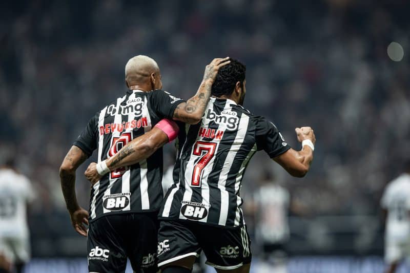 Diferenças de Hulk e Deyverson se complementam no Atlético-MG, e Milito dá aval