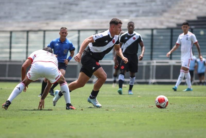 Quem são os jovens da base do Vasco elogiados pelo técnico Rafael Paiva?