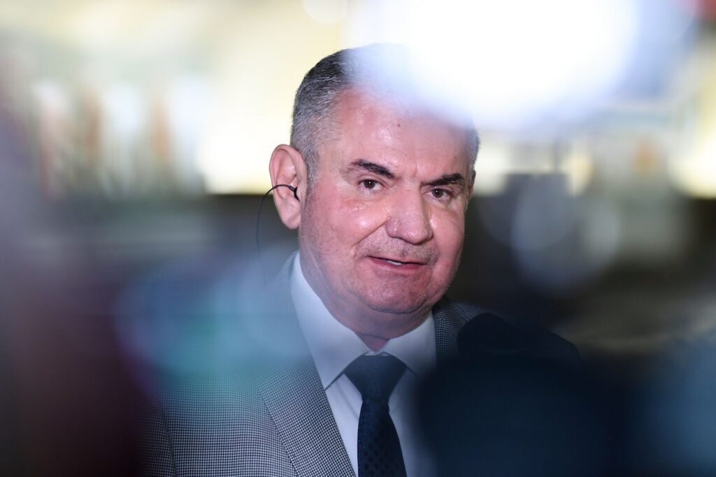 À CNN, relator não descarta votar Orçamento somente em 2025