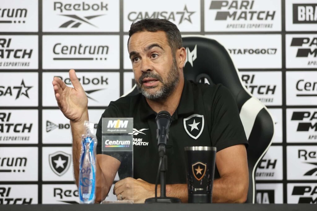 Perto do título, Artur Jorge destaca ‘detalhe’ e fala em ‘justiça’ para o Botafogo