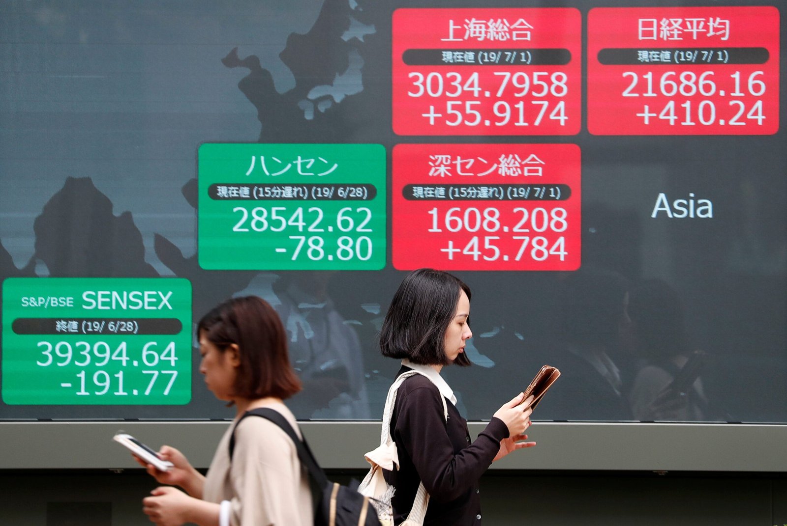 Ações na Ásia fecham em baixa, após fortes perdas em Wall Street com big techs dos EUA