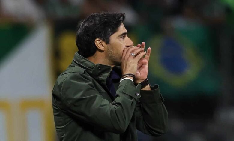 A estratégia por trás do discurso de Abel no Palmeiras já está bem clara A estratégia por trás do discurso de Abel no Palmeiras já está bem clara