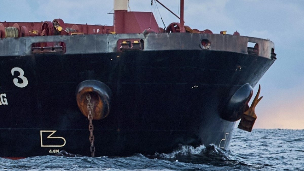 Barco chinês no centro das suspeitas sobre corte de dois cabos submarinos no Báltico