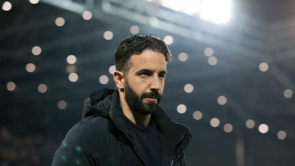 Manchester United aceita pagar multa milionária e contrata o técnico Rúben Amorim