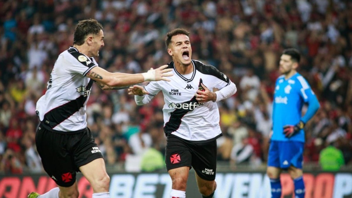 Coutinho marca no final e garante empate contra o Flamengo; veja as notas
