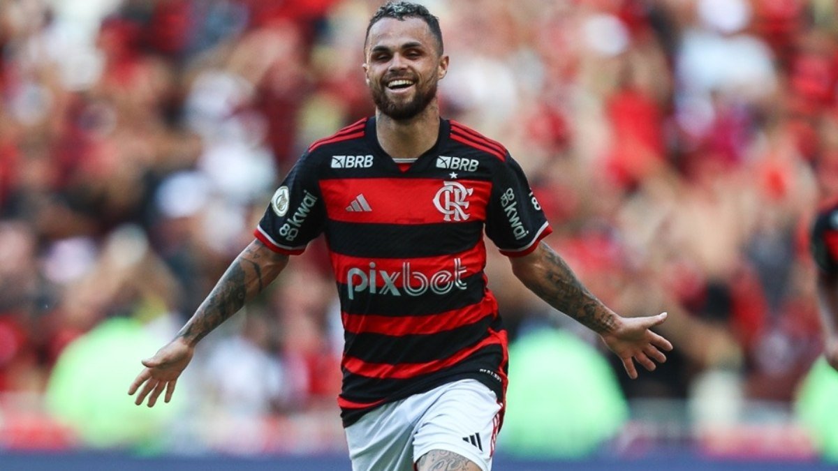 Flamengo vence Inter e deixa briga pelo título brasileiro para Botafogo e Palmeiras