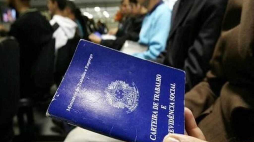 CLT tem reajuste no salário todo ano? O que acontece se não tiver? Entenda