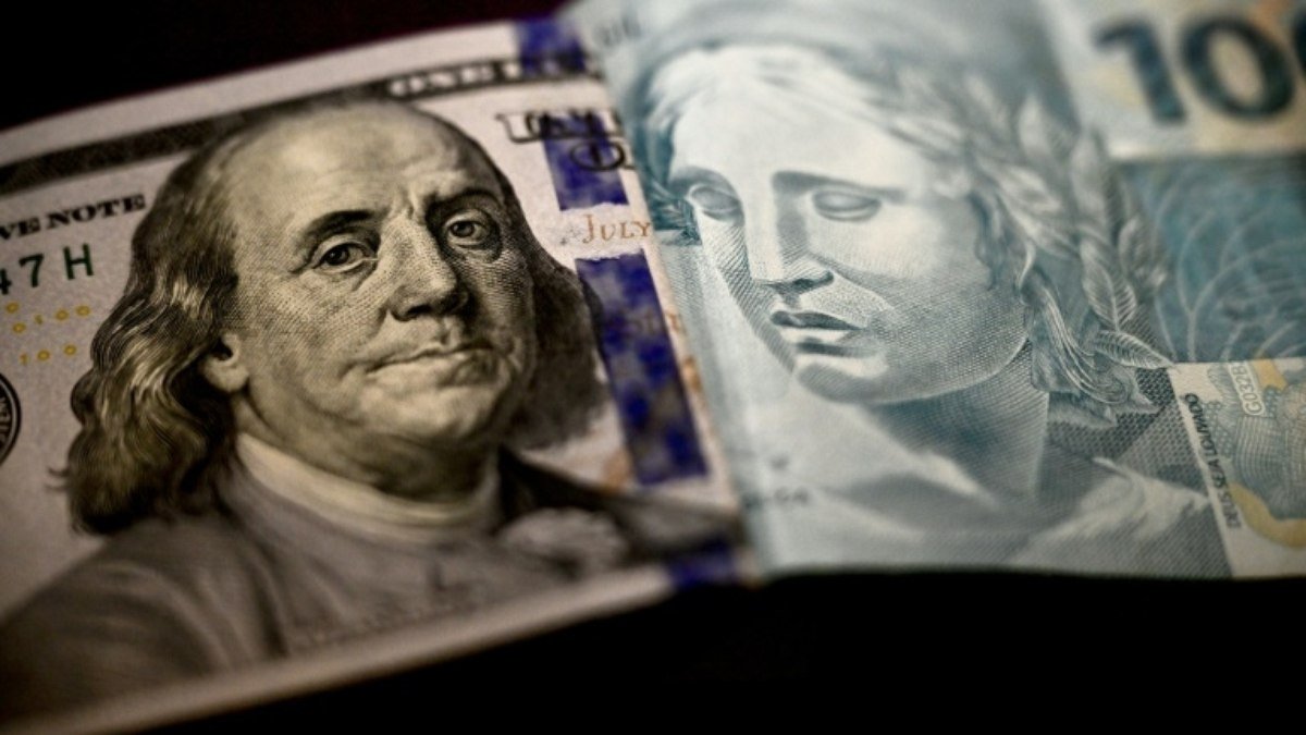 Real desvaloriza 21,52% em 2024, o quinto pior desempenho em 24 anos