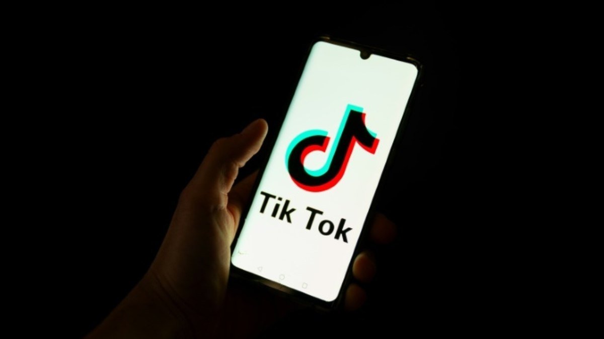 Estados dos EUA acusam TikTok de prejudicar a saúde mental dos jovens