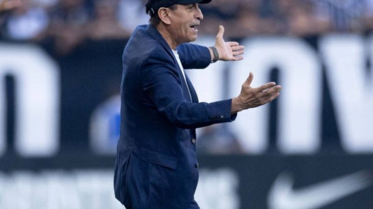 Após nove vitórias, Ramón Díaz quer Corinthians ‘pensando grande’