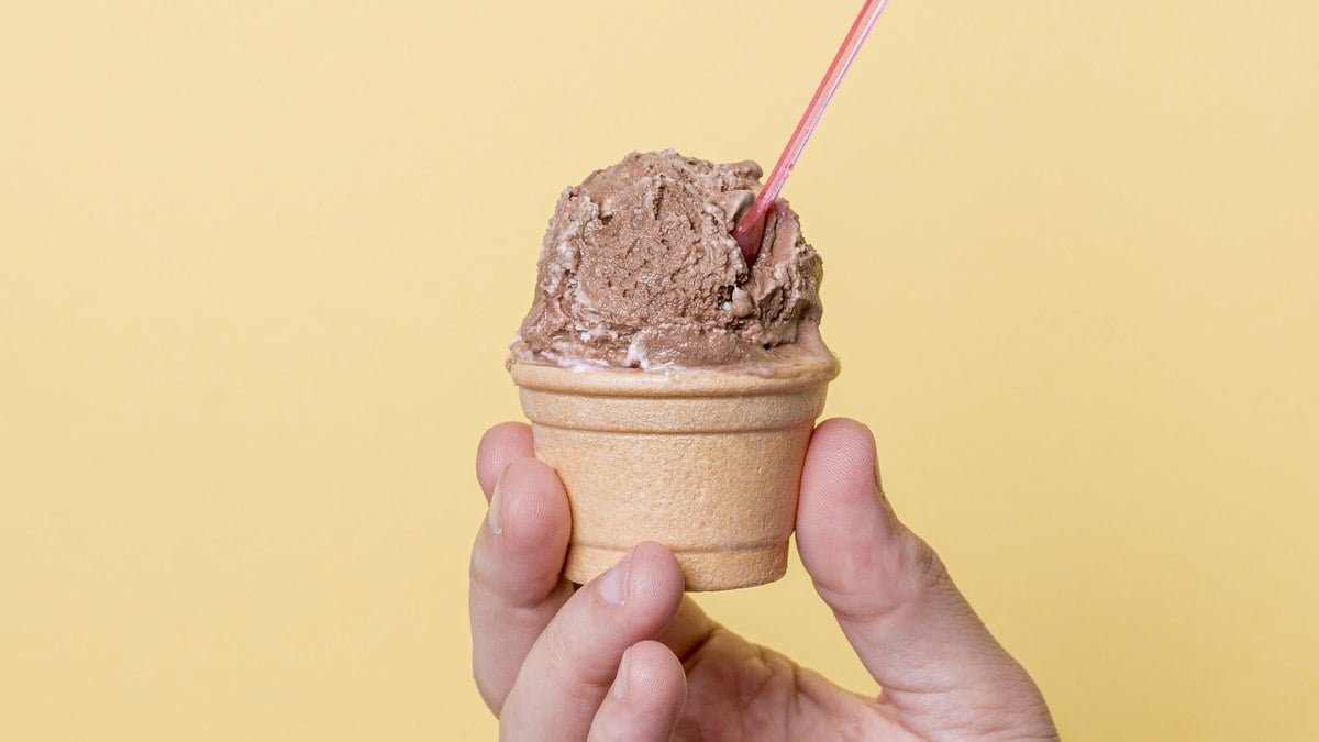 Faz mal tomar sorvete no frio? Confira esta e outra dúvidas comuns