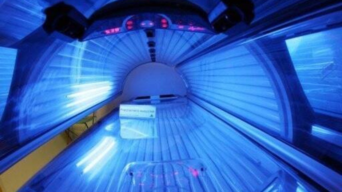 Anvisa proíbe lâmpadas fluorescentes para bronzeamento artificial