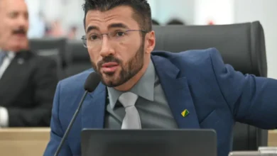 “Quem não vem trabalhar e não justificar, não deve receber”, diz Zé Lopes na Câmara | ac24horas