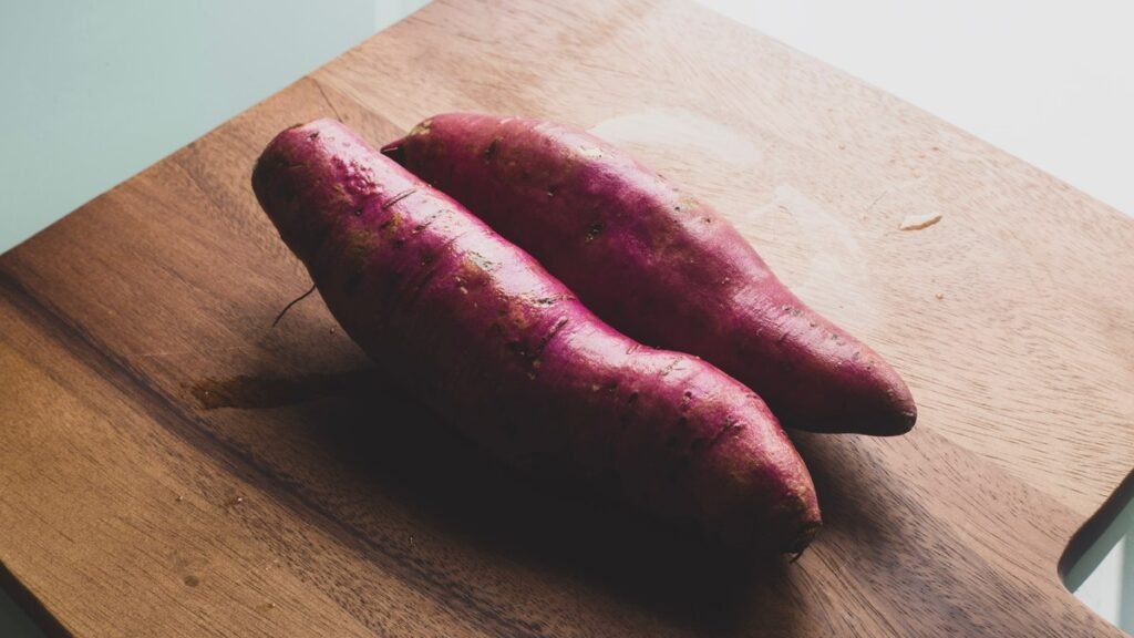 Qual o jeito certo de cozinhar batata-doce? Especialista dá dicas