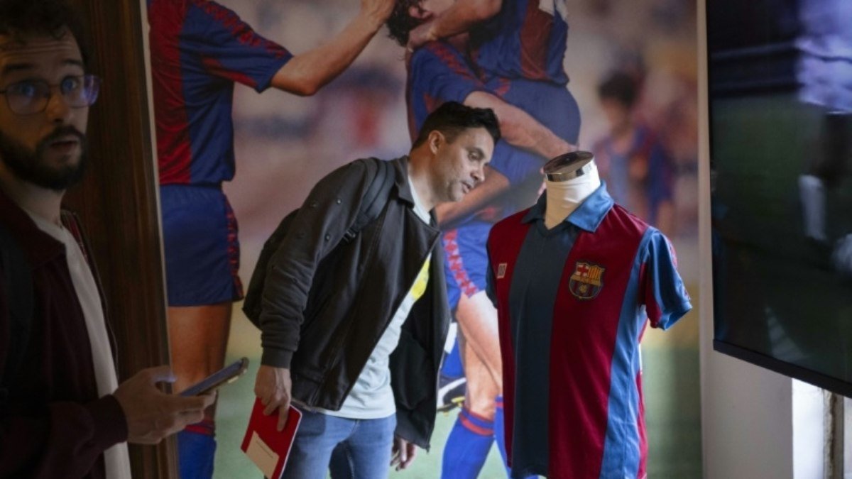 Mostra imersiva ‘Diego vive’ dedicada a Maradona chega a Barcelona