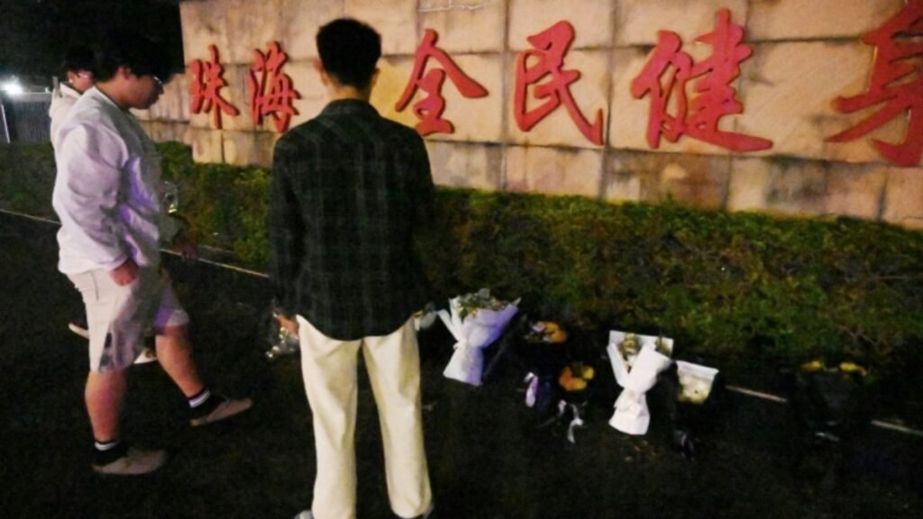China acaba com memorial improvisado para vítimas de atropelamento