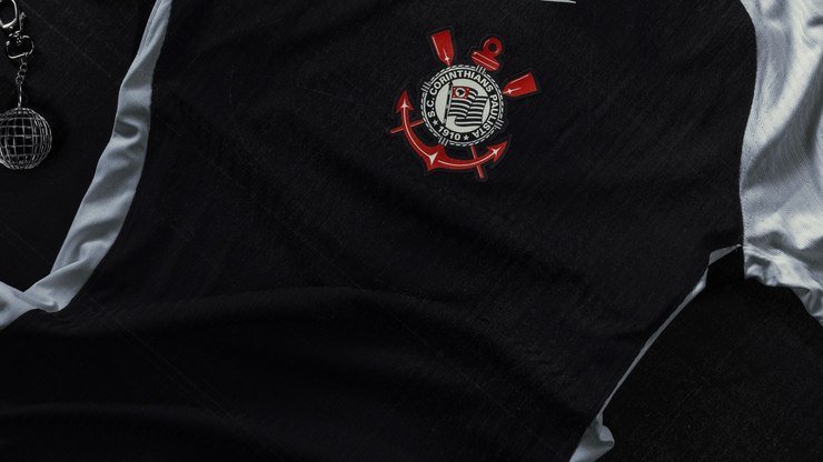 Corinthians estreia novo uniforme contra o Racing; veja imagens | Futebol Corinthians estreia novo uniforme contra o Racing; veja imagens | Futebol