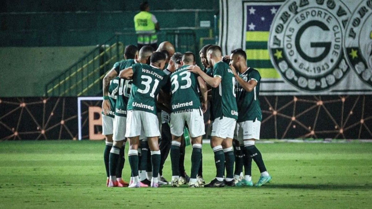 COM BRILHO ESMERALDINO, GOIÁS SUPERA O AVAÍ EM CASA APÓS DUAS DERROTAS CONSECUTIVAS