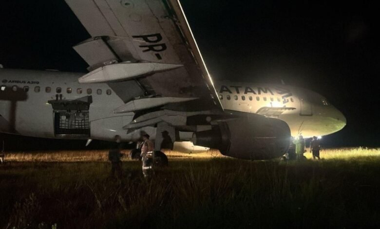 Avião faz pouso seguro em Jundiaí (SP) após falha em sensor Avião faz pouso seguro em Jundiaí (SP) após falha em sensor