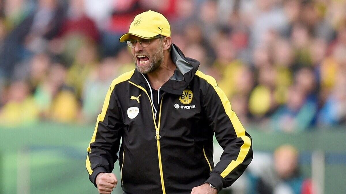 Klopp vai dirigir time de veteranos do Dortmund em amistoso