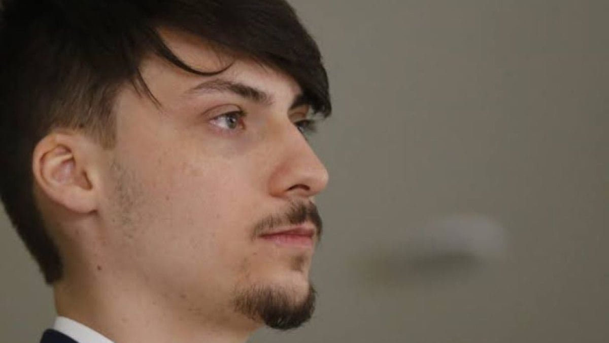 Justiça autoriza apreensão de bens de Jair Renan Bolsonaro por dívida de R$ 360 mil