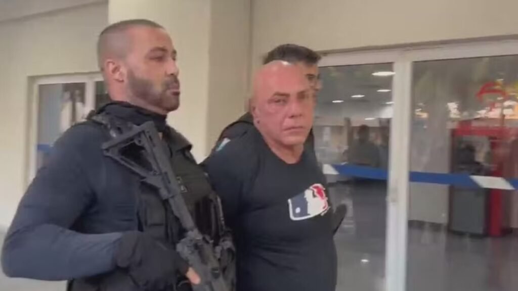 Traficante Celsinho da Vila Vintém é preso na Zona Oeste do RJ