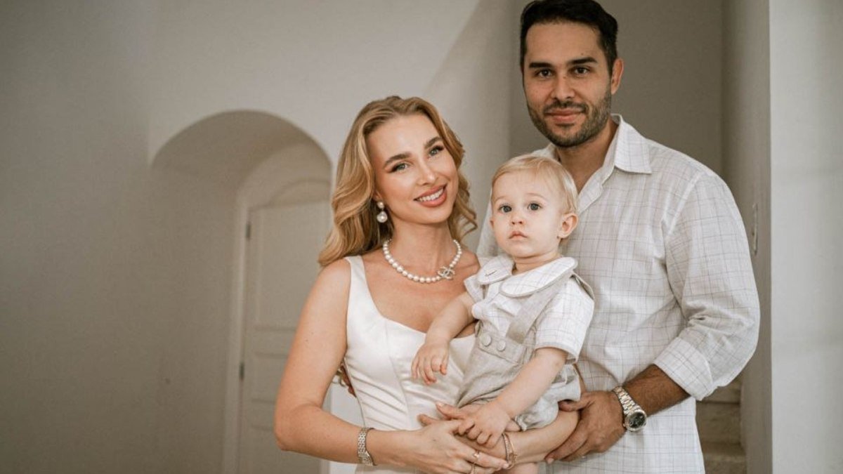 Elina e Arthur Porto comemoram primeiro aniversário de Astor