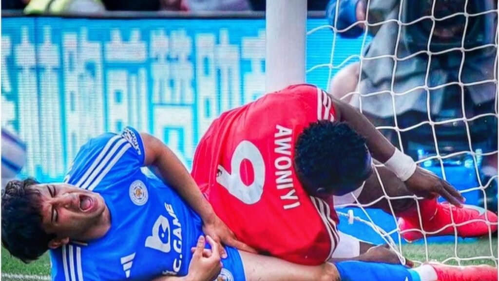 Atacante do Forest entra em coma induzido após grave lesão