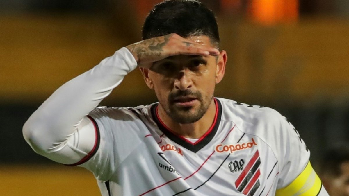 Athletico-PR anuncia argentino Lucho González como novo técnico Athletico-PR anuncia argentino Lucho González como novo técnico