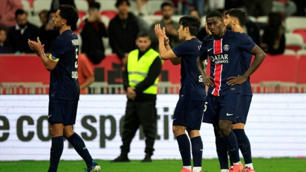 PSG empata com Nice (1-1) e Monaco assume liderança isolada